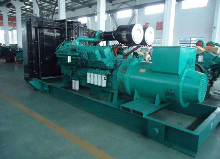 海勃湾800kw康明斯柴油发电机组